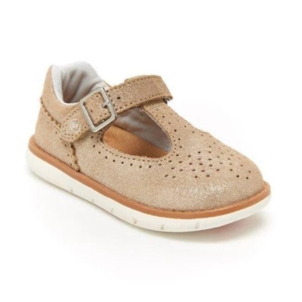 Stride rite leather mary janes
Nell- Champagne size 9.5